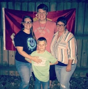 Meet your Posher, Toni